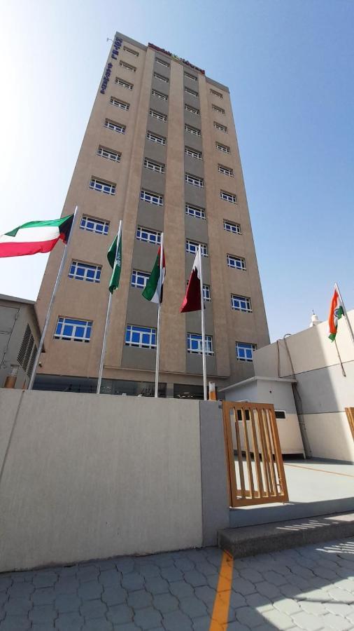 Zodiac Hotel Apartments Fahaheel Kuwait City Exterior photo