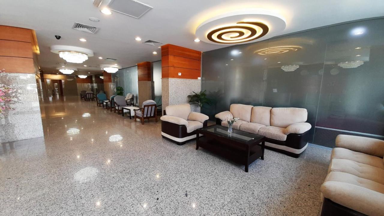 Zodiac Hotel Apartments Fahaheel Kuwait City Exterior photo