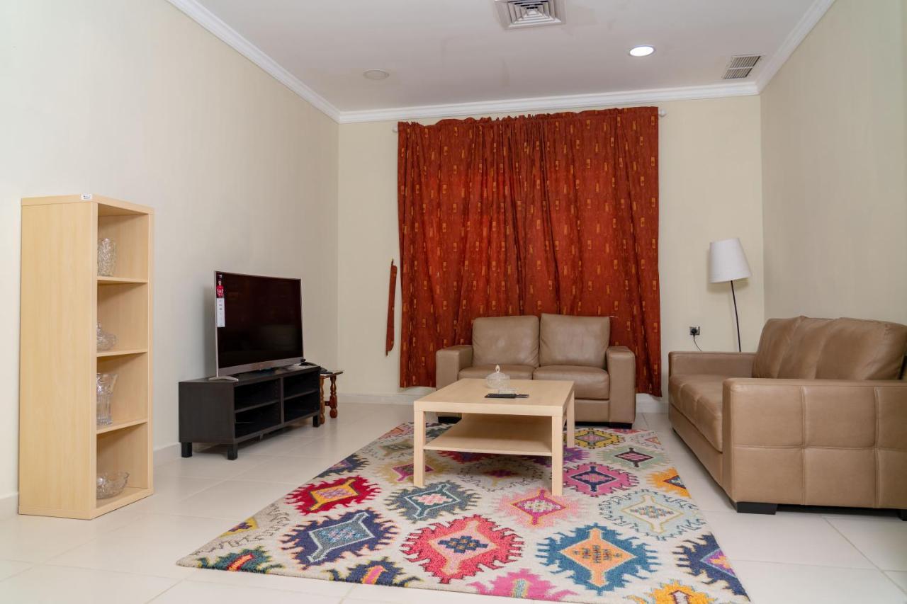 Zodiac Hotel Apartments Fahaheel Kuwait City Exterior photo