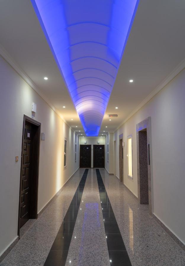 Zodiac Hotel Apartments Fahaheel Kuwait City Exterior photo