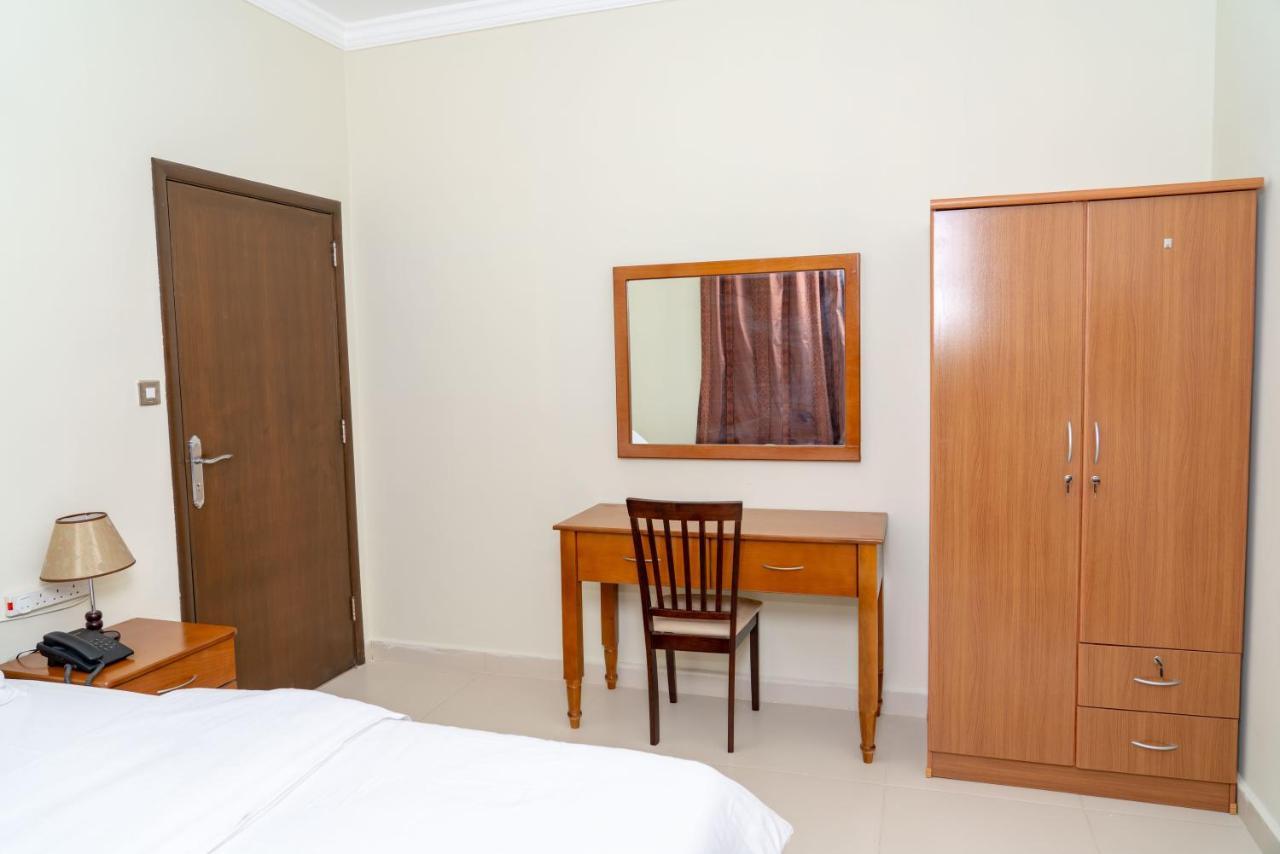Zodiac Hotel Apartments Fahaheel Kuwait City Exterior photo