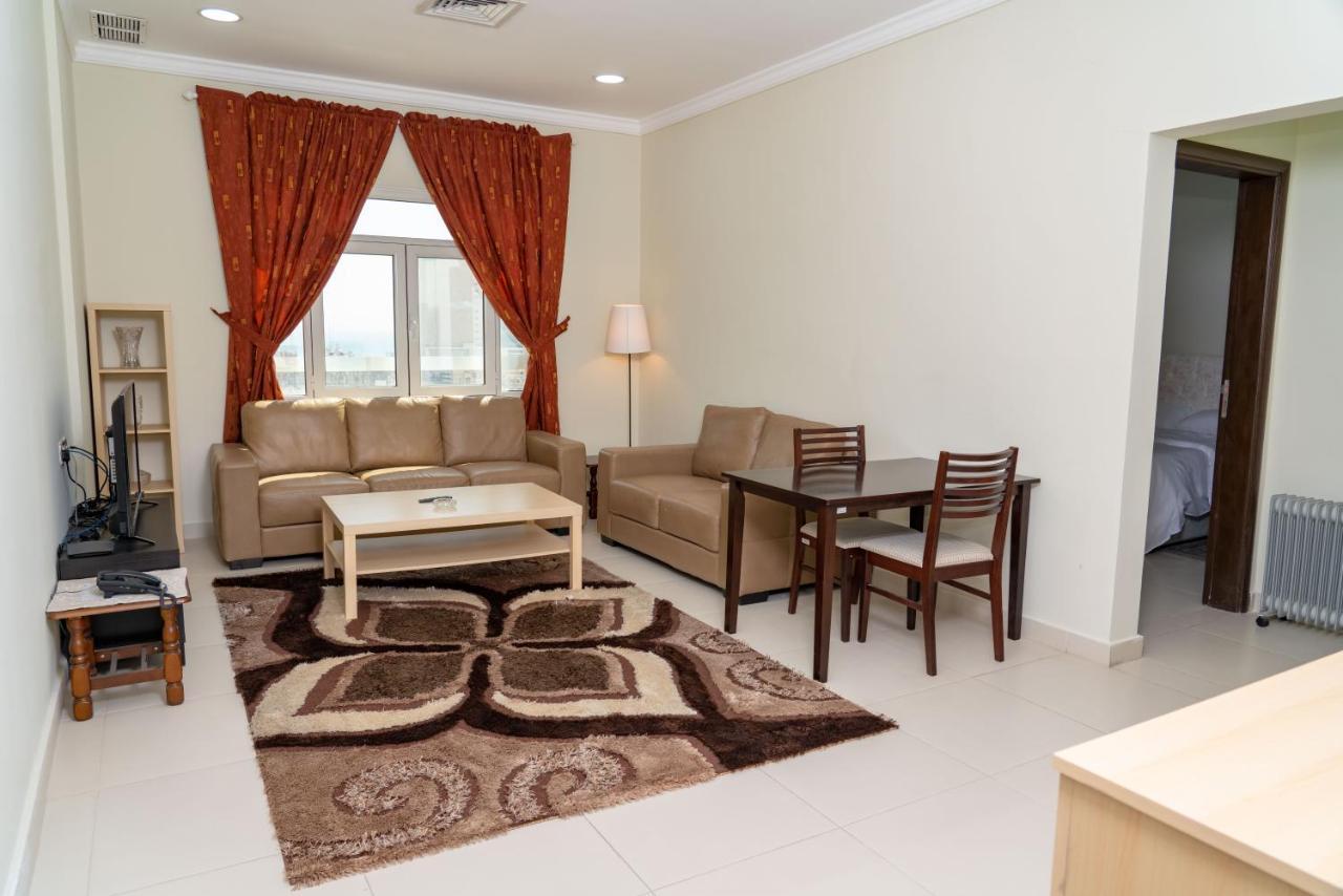 Zodiac Hotel Apartments Fahaheel Kuwait City Exterior photo